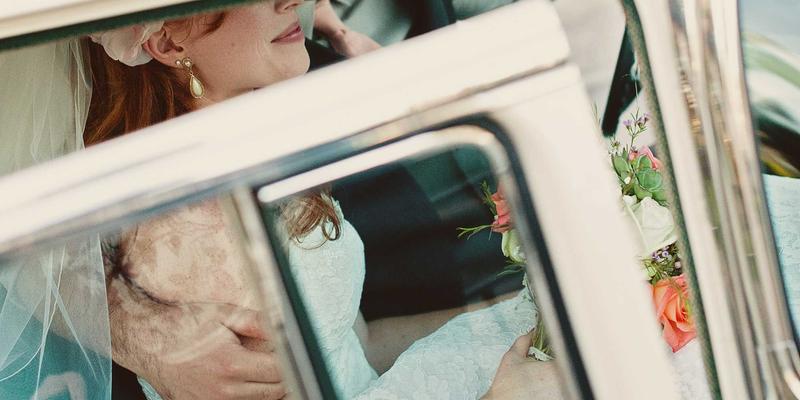 从复古时尚到财务自由：女性如何以健康生活理念规划个人资产